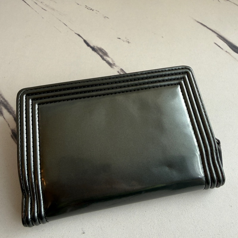 Chanel中夾灰色漆皮-3