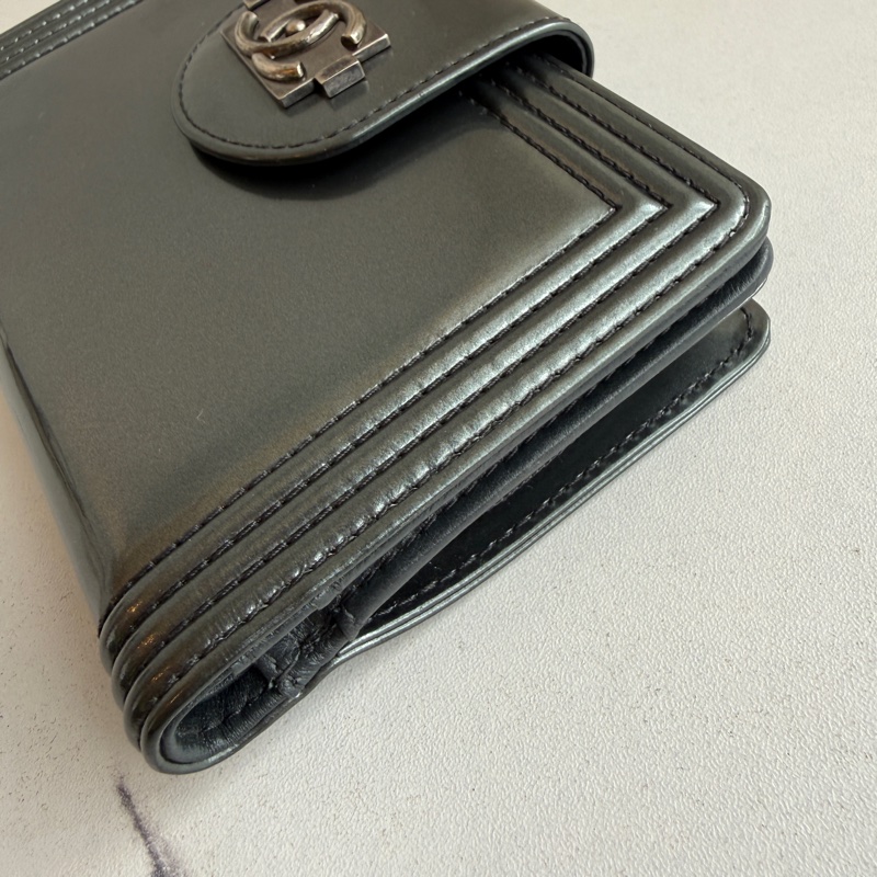 Chanel中夾灰色漆皮-4