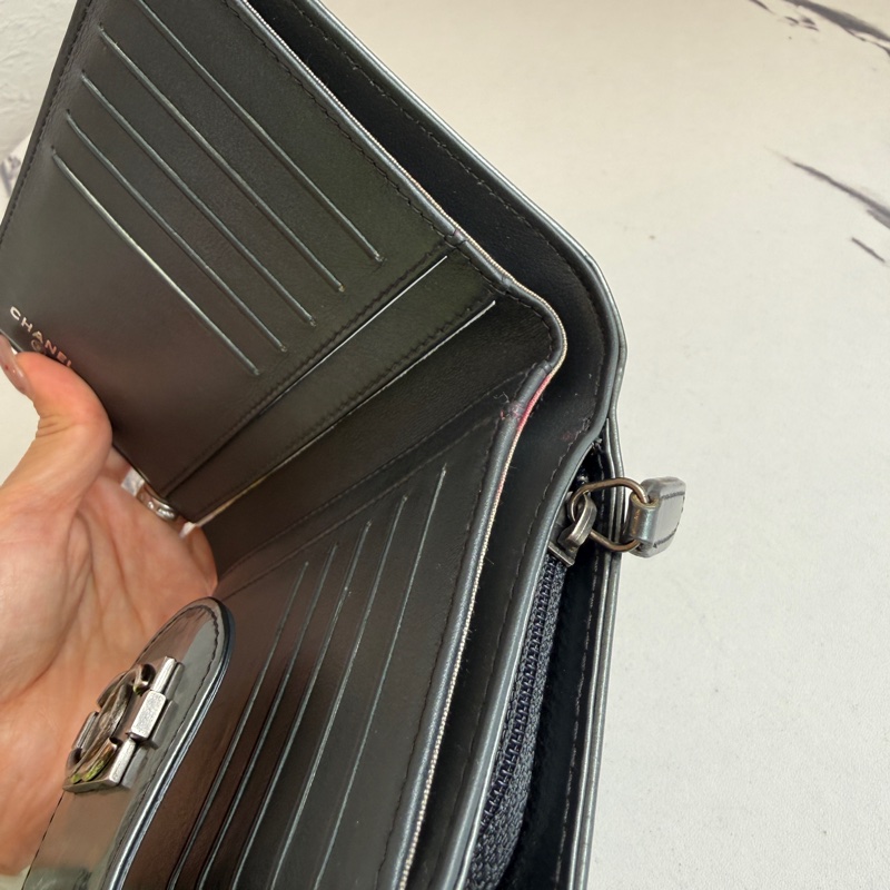 Chanel中夾灰色漆皮-11