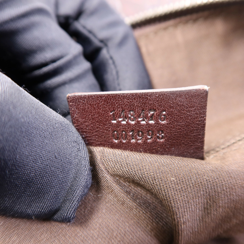 GUCCI 牛皮皮革Shoulder Bag銀扣肩背袋-6