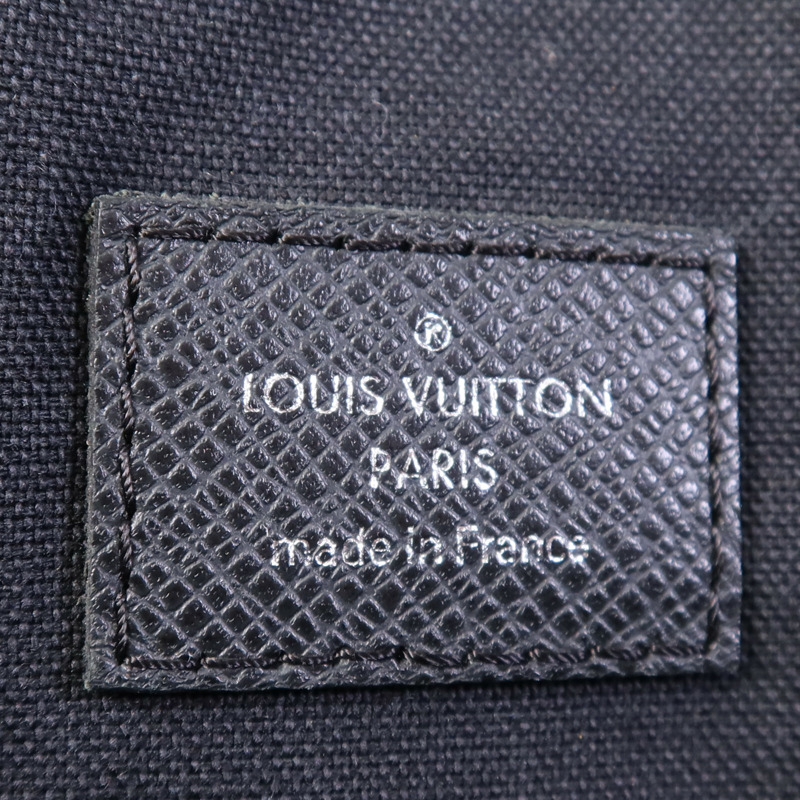 LOUIS VUITTON Taiga皮革Andrei銀扣肩背袋-5