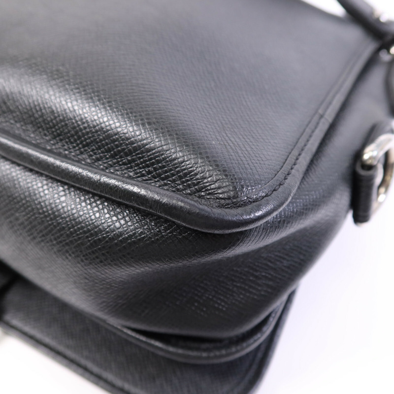 LOUIS VUITTON Taiga皮革Andrei銀扣肩背袋-10