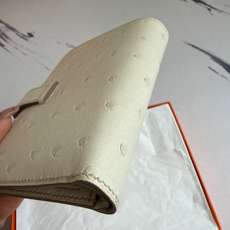 Hermes 鴕鳥米白色h銀扣短夾-7