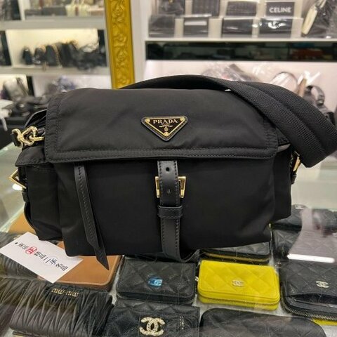 東區正精品㊣PRADA 1BD394 近全新黑色尼龍金三角牌雙口袋相機包斜背包郵差包手提包小款 RZ6129