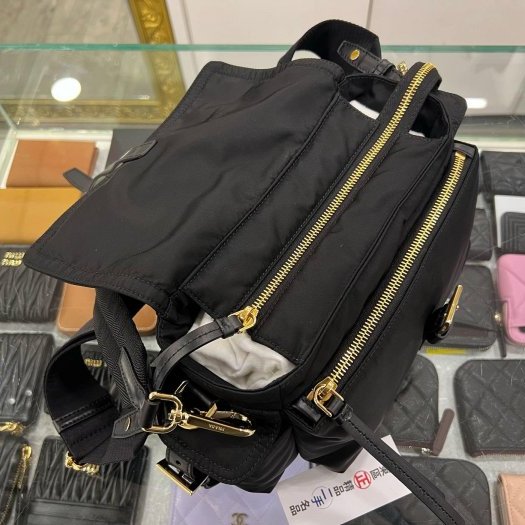 東區正精品㊣PRADA 1BD394 近全新黑色尼龍金三角牌雙口袋相機包斜背包郵差包手提包小款 RZ6129-2