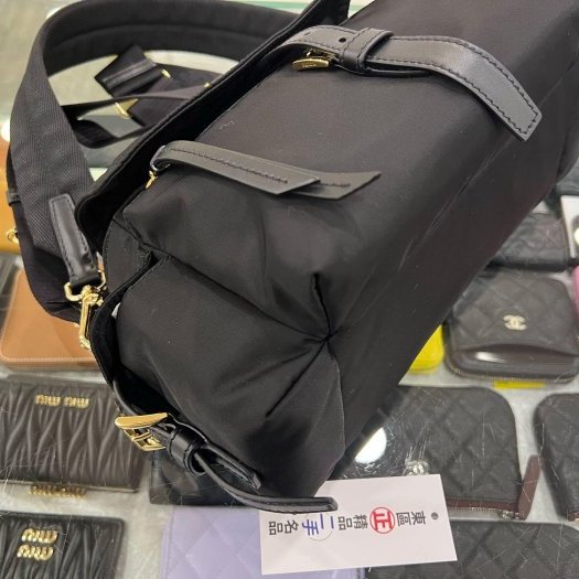 東區正精品㊣PRADA 1BD394 近全新黑色尼龍金三角牌雙口袋相機包斜背包郵差包手提包小款 RZ6129-6