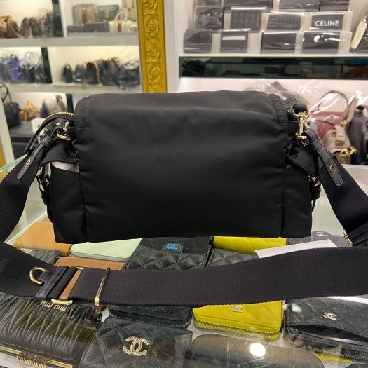東區正精品㊣PRADA 1BD394 近全新黑色尼龍金三角牌雙口袋相機包斜背包郵差包手提包小款 RZ6129-7