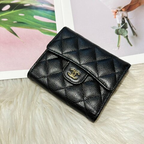 香奈兒 黑金荔枝三折短夾