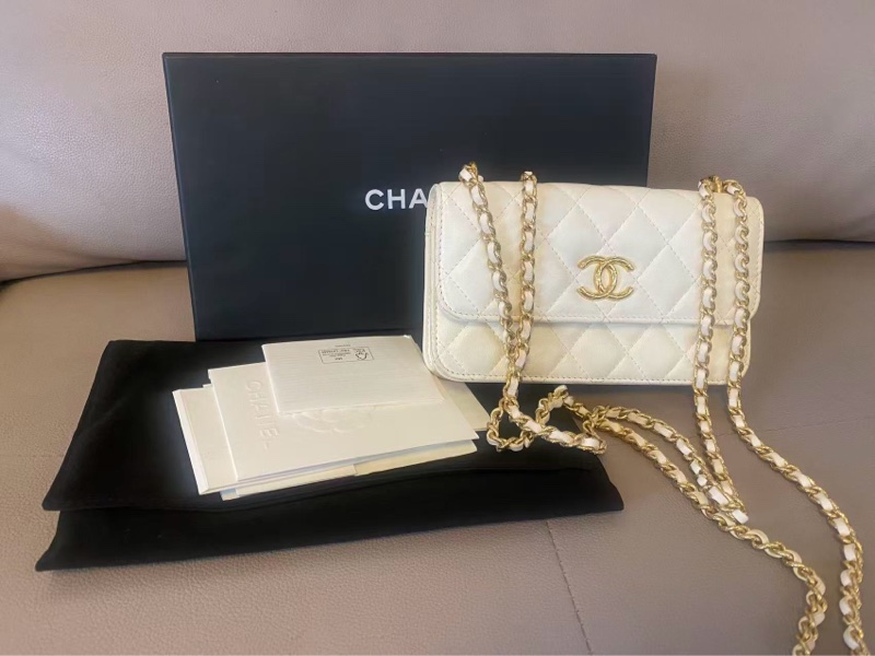 CHANEL MINI WOC-0