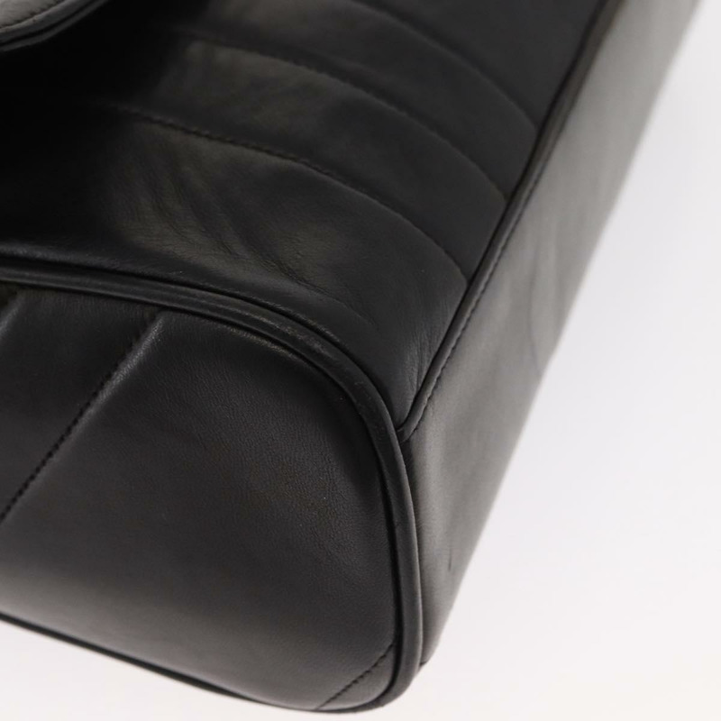 【日本直送】香奈兒新款 Mademoiselle 羊皮肩包 黑色 銀色 CC 標誌 正品 ka096V-8