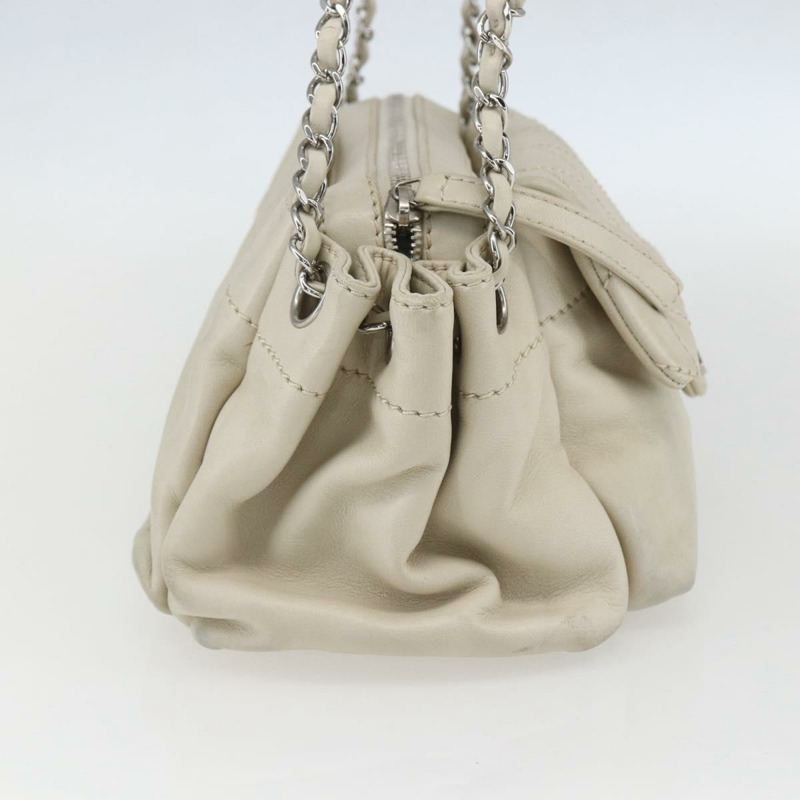 【日本直送】香奈兒 (CHANEL) 絎縫鏈條單肩背包,象牙皮革,銀色雙C標誌,貨號 157281SAV-2