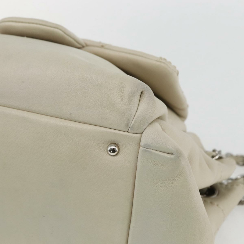 【日本直送】香奈兒 (CHANEL) 絎縫鏈條單肩背包,象牙皮革,銀色雙C標誌,貨號 157281SAV-7