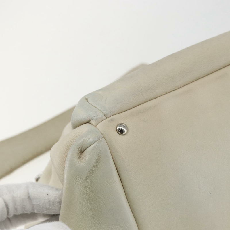 【日本直送】香奈兒 (CHANEL) 絎縫鏈條單肩背包,象牙皮革,銀色雙C標誌,貨號 157281SAV-16