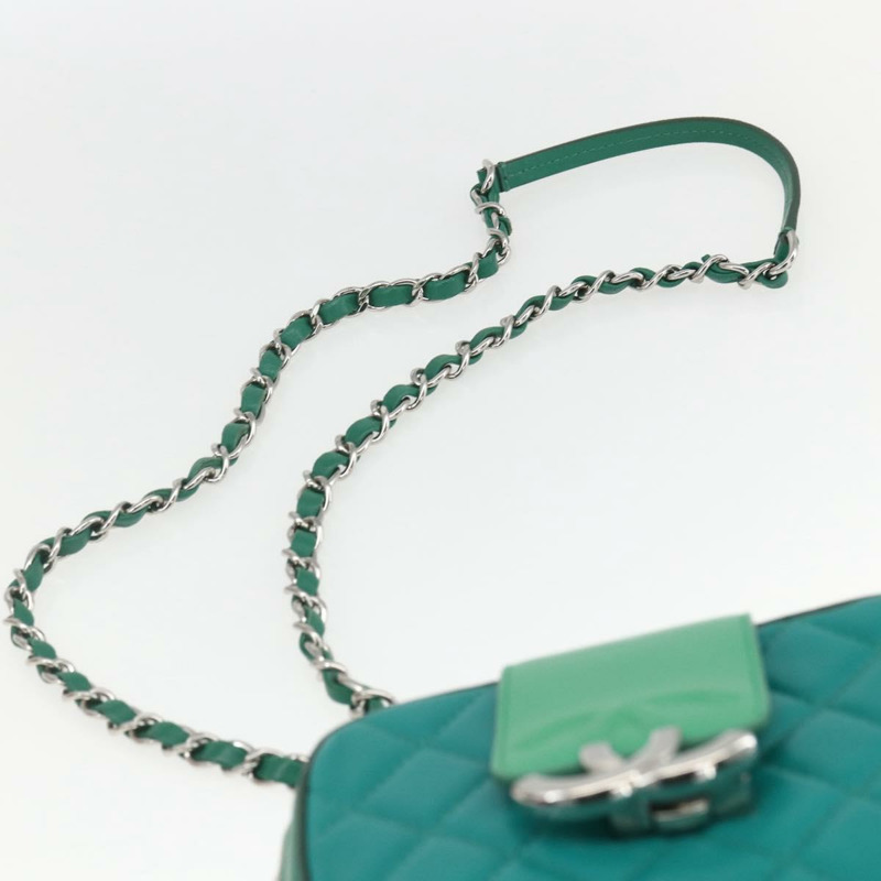 【日本直送】香奈兒 (CHANEL) 絎縫鏈條肩背包,皮革材質,綠色,銀色,CC標誌,正品編號 157403SAM-13