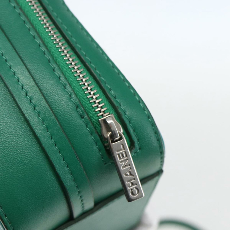 【日本直送】香奈兒 (CHANEL) 絎縫鏈條肩背包,皮革材質,綠色,銀色,CC標誌,正品編號 157403SAM-18