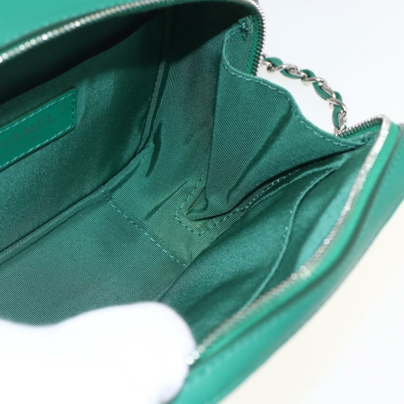 【日本直送】香奈兒 (CHANEL) 絎縫鏈條肩背包,皮革材質,綠色,銀色,CC標誌,正品編號 157403SAM-20