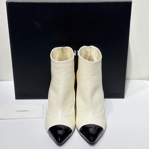 香奈儿Chanel 拼色小香风珍珠跟37码99 新闲置未使用