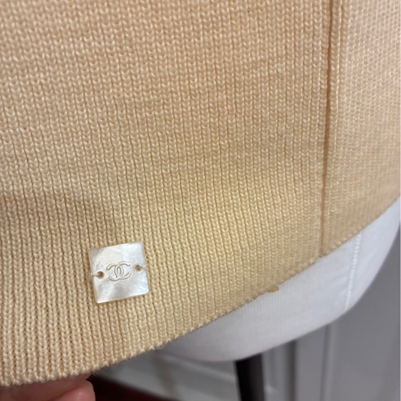 全新CHANEL 香奈兒米白色寬套頭背心毛衣F46/L~XL(有暇)-1