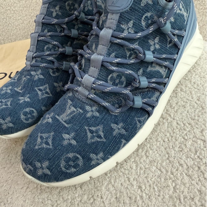 LV路易威登 男士Fastlane牛仔布運動鞋 尺碼41 99 新閒置未使用-1