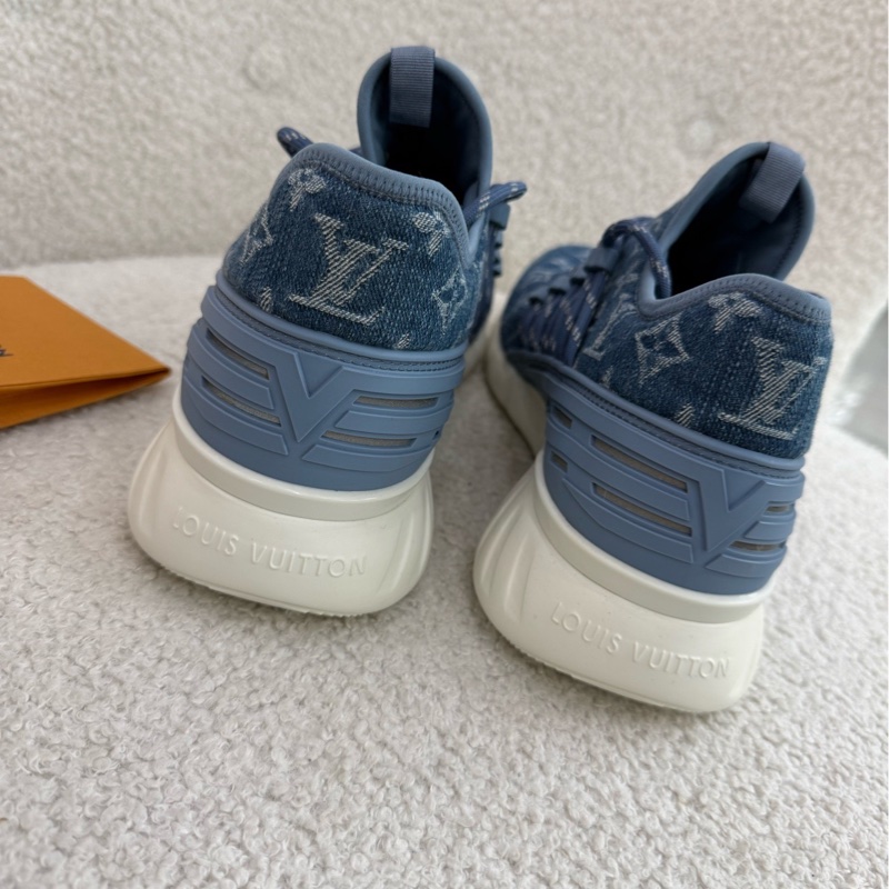 LV路易威登 男士Fastlane牛仔布運動鞋 尺碼41 99 新閒置未使用-6