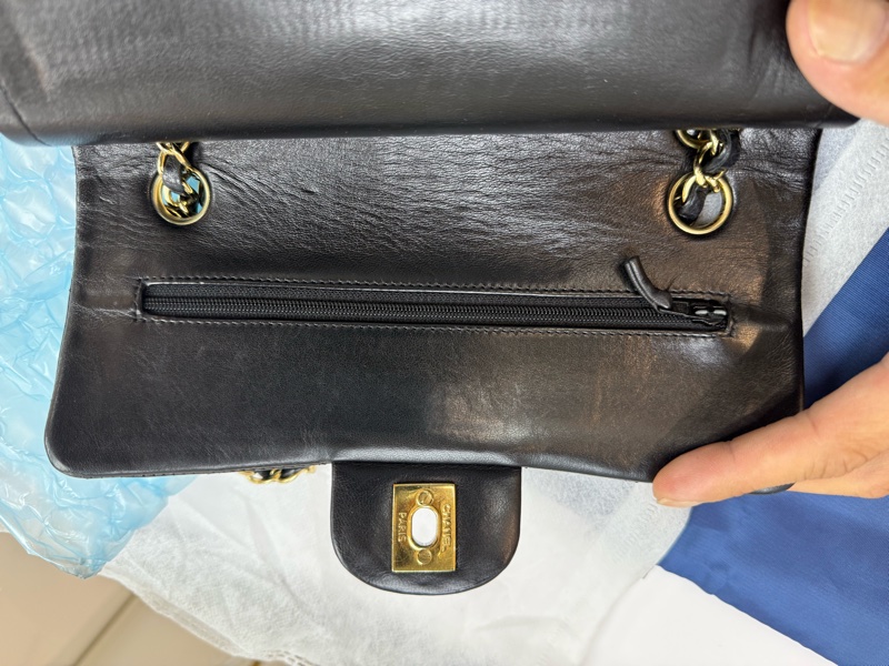 Chanel 香奈兒cf小號黑色羊皮雙蓋金扣鏈條包,鐳射11開-5