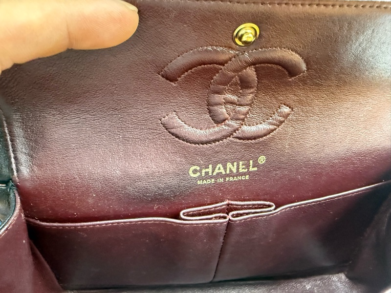 Chanel 香奈兒cf小號黑色羊皮雙蓋金扣鏈條包,鐳射11開-12