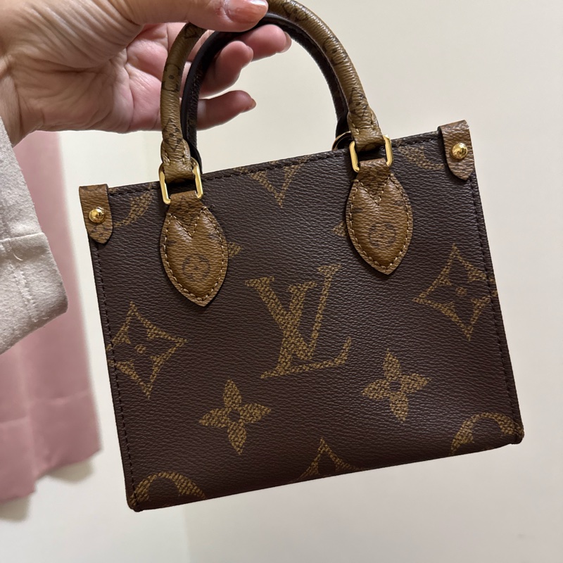 Louis Vuitton onthego BB 全新 專櫃購入-1