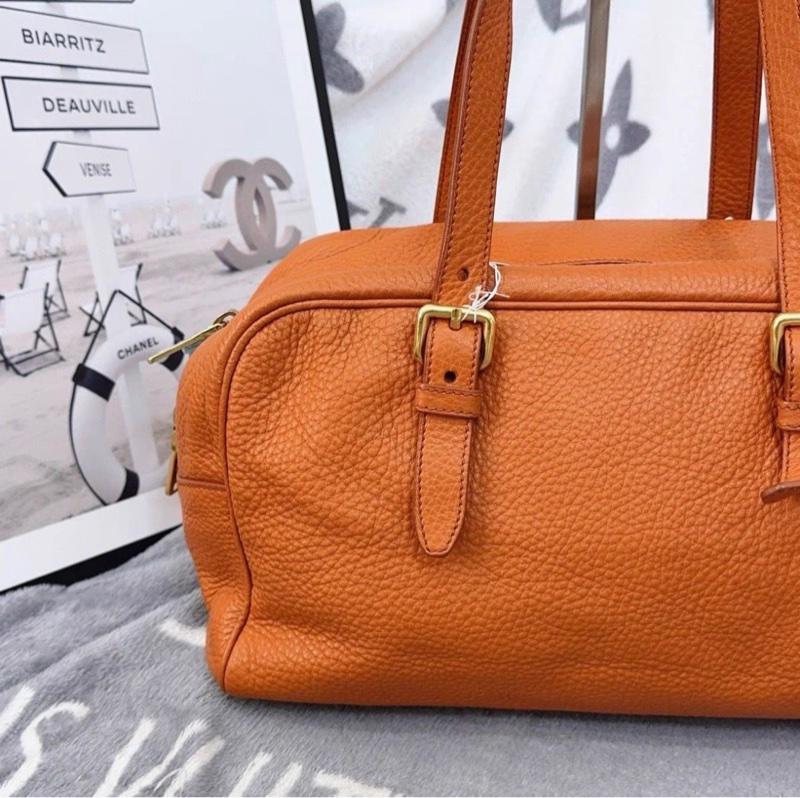 Miu miu 棕色保險齡球包-1