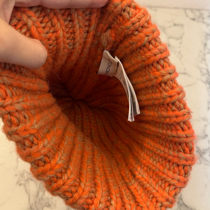 Moncler橘色毛球毛帽 可愛又保暖❤️❤️-5