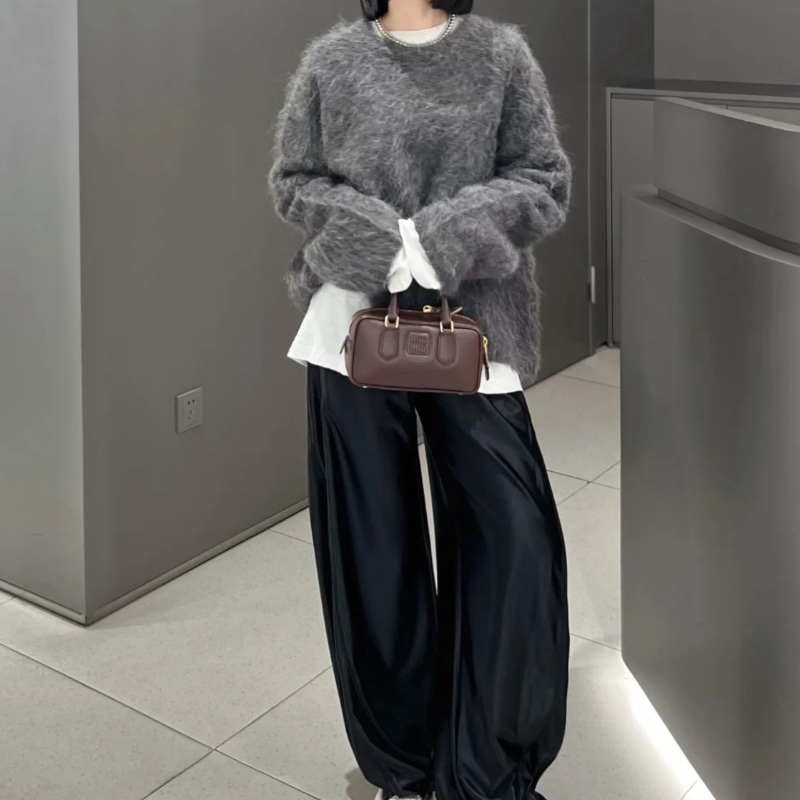 MIUMIU 石楠木色Arcadie金扣保齡球小號手提肩背斜背包 22.5*11*8 全新閒置配件塵袋-0