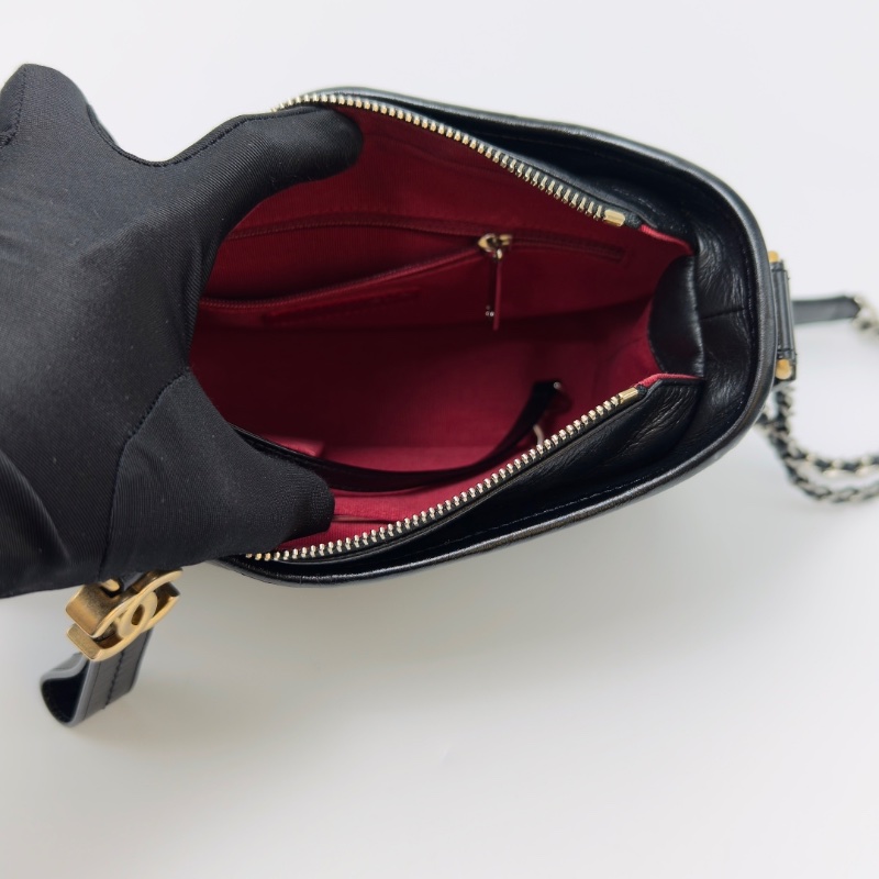 CHANEL黑金小號流浪肩背斜背包 20*16*9 99新配件塵袋-2