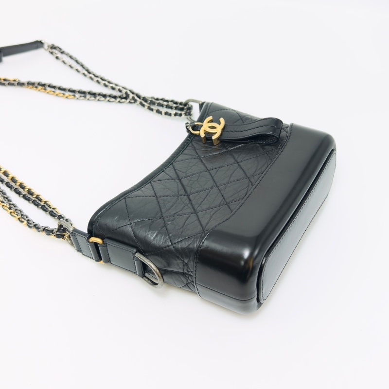 CHANEL黑金小號流浪肩背斜背包 20*16*9 99新配件塵袋-3