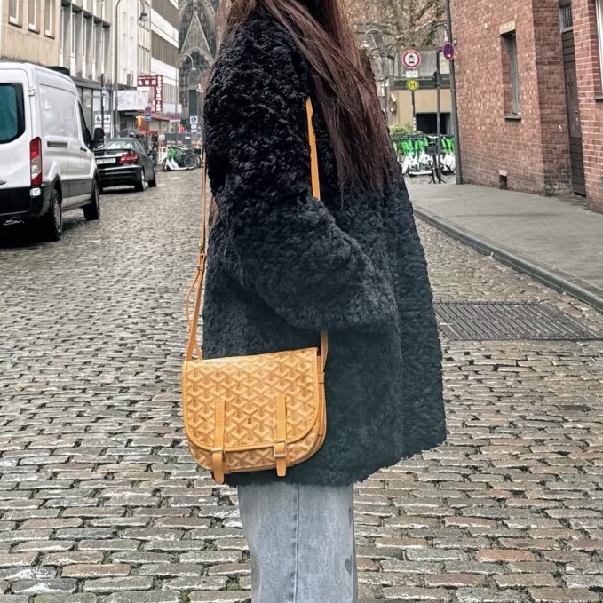 GOYARD 黃色Y字滿印雙扣肩背斜背郵差包 22*19*6 98新配件-0