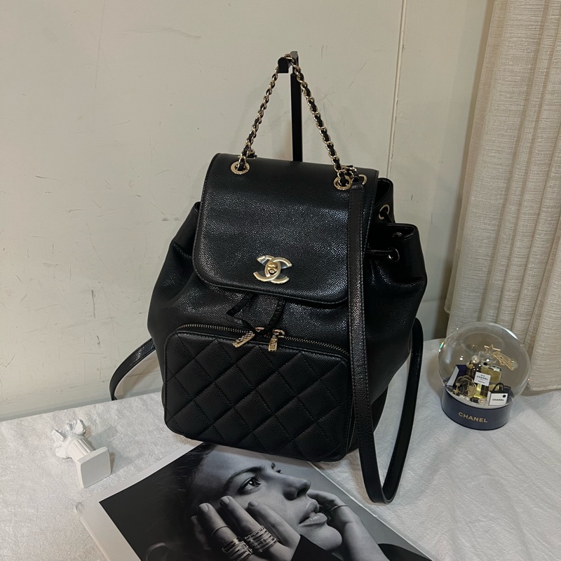 ෆ Chanel affinity 22p黑金荔枝牛皮雙肩後背包-4