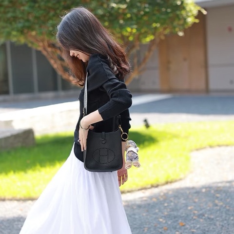 HERMES 黑銀mini evelyne 肩背斜背包17*17.5*5.5 全新閒置配件塵袋