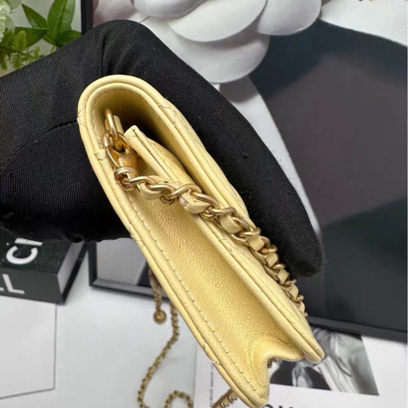 全網最低價 鵝黃色金球小廢包 97新-3