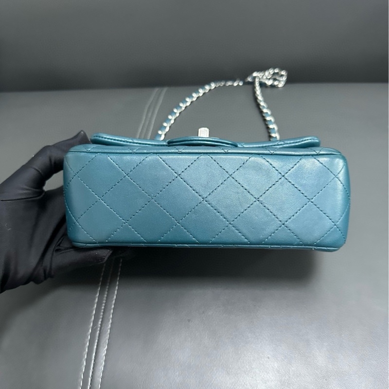 Chanel Mini Classic Flap 綠色-5