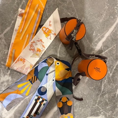 (近全新～全新）Hermes愛馬仕 twilly 2擇1