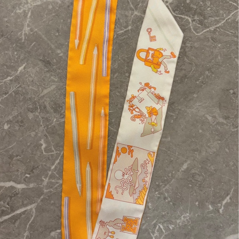 (近全新~全新)Hermes愛馬仕 twilly 2擇1-1