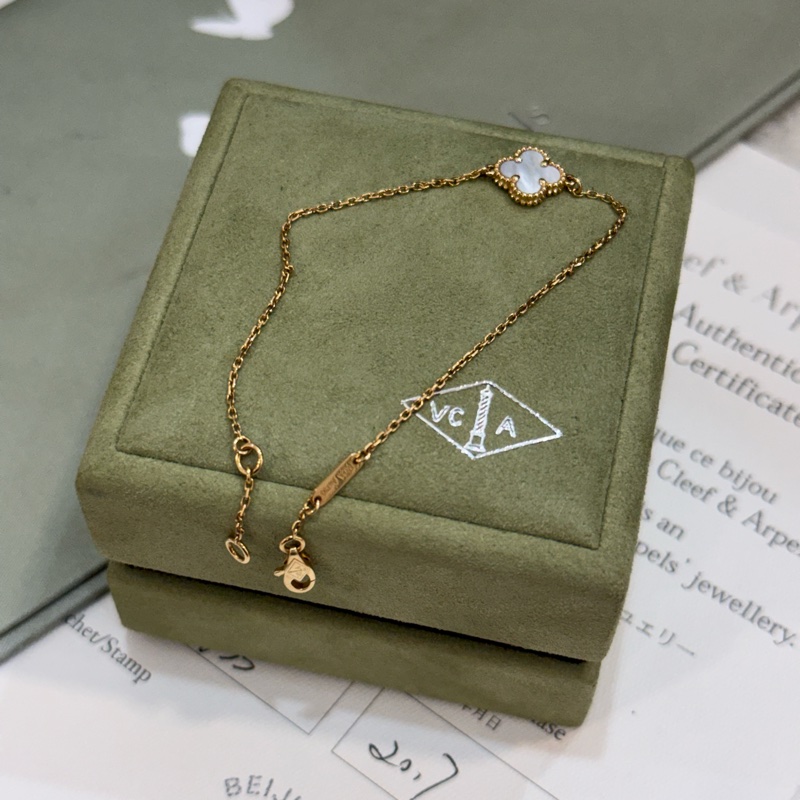 Vca 白貝母 手鍊 小號-4