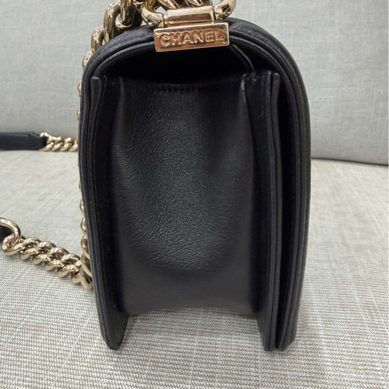 chanel香奈兒 Boy25黑金羊皮中號-8
