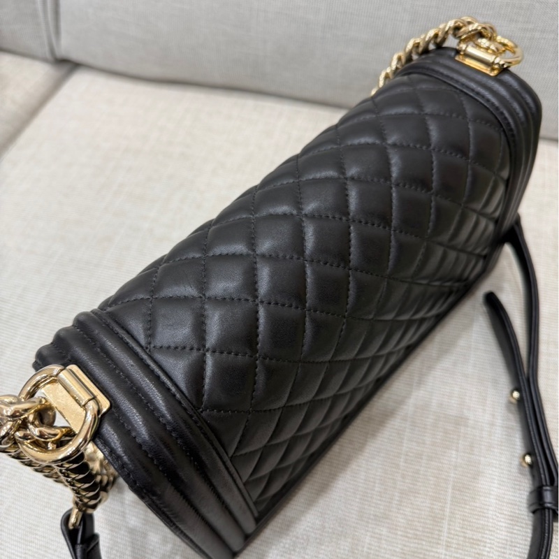 chanel香奈兒 Boy25黑金羊皮中號-16