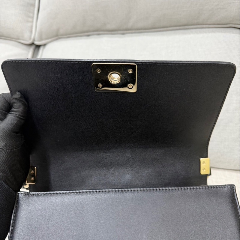 chanel香奈兒 Boy25黑金羊皮中號-24