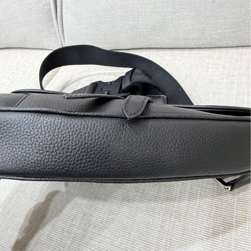 DIOR迪奧 Saddle 馬鞍包 粒面觸感牛皮胸包/單肩斜挎包 黑色 男款#男士斜挎包-9