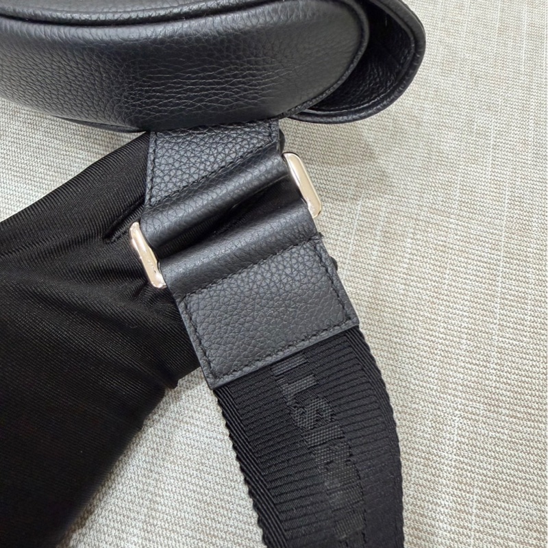 DIOR迪奧 Saddle 馬鞍包 粒面觸感牛皮胸包/單肩斜挎包 黑色 男款#男士斜挎包-16