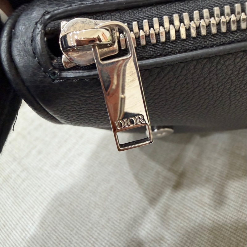 DIOR迪奧 Saddle 馬鞍包 粒面觸感牛皮胸包/單肩斜挎包 黑色 男款#男士斜挎包-29