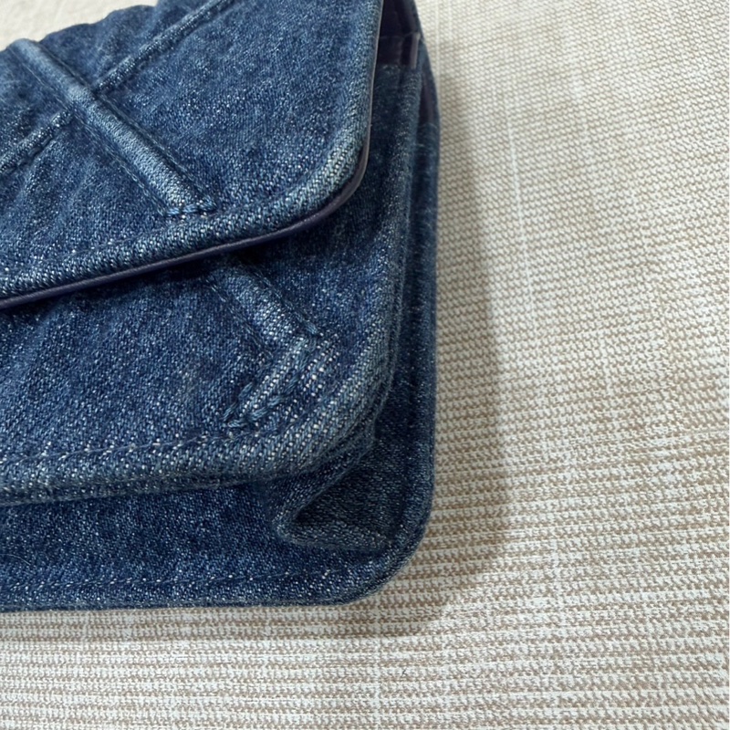 CHANEL 19丹寧/牛仔 WOC-9