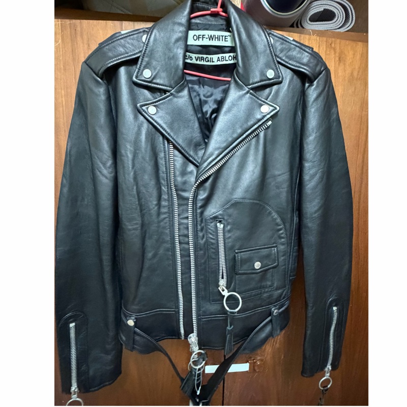 OFF WHITE 皮外套xxs-0