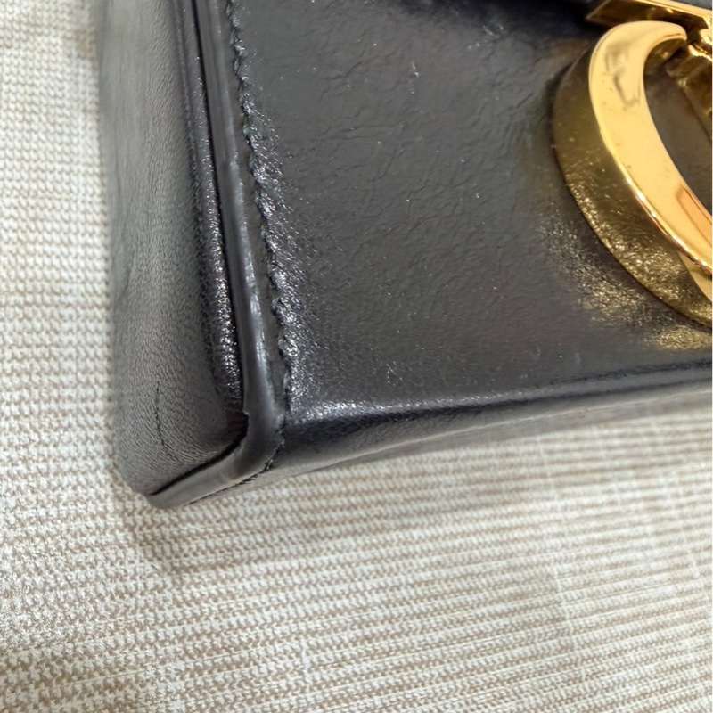 DIOR 30Montaigne 蒙田Box黑色牛皮/油蠟皮金扣 肩背包 斜背包-11