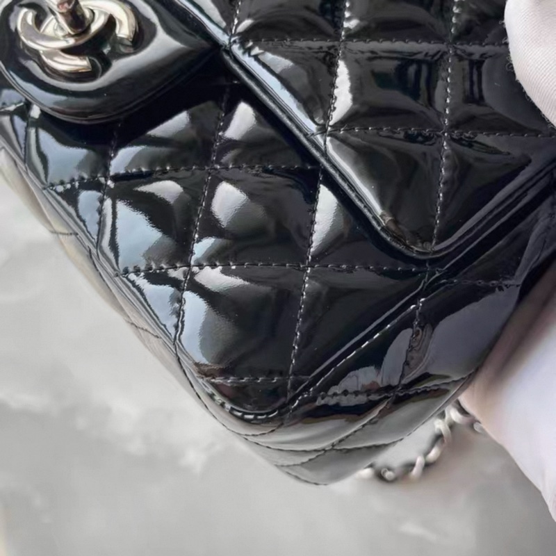 CHANEL CLASSIC FLAG EXTRA MINI-2